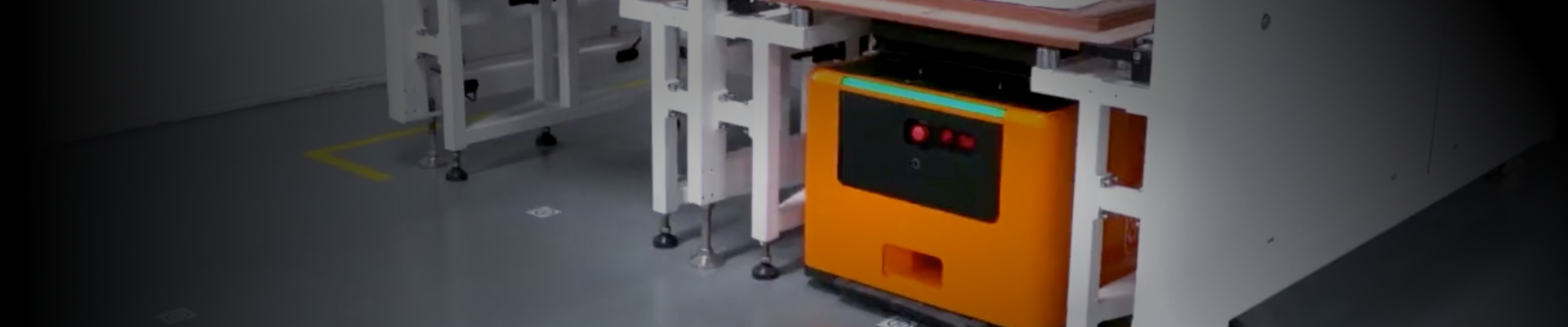Conveyor AMR CMR onboard belt conveyor tote transfer